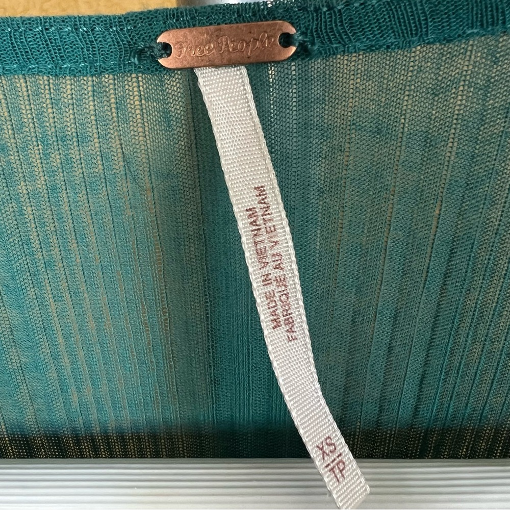 Free People Day Dreaming Top in Teal - Picture 6 of 10